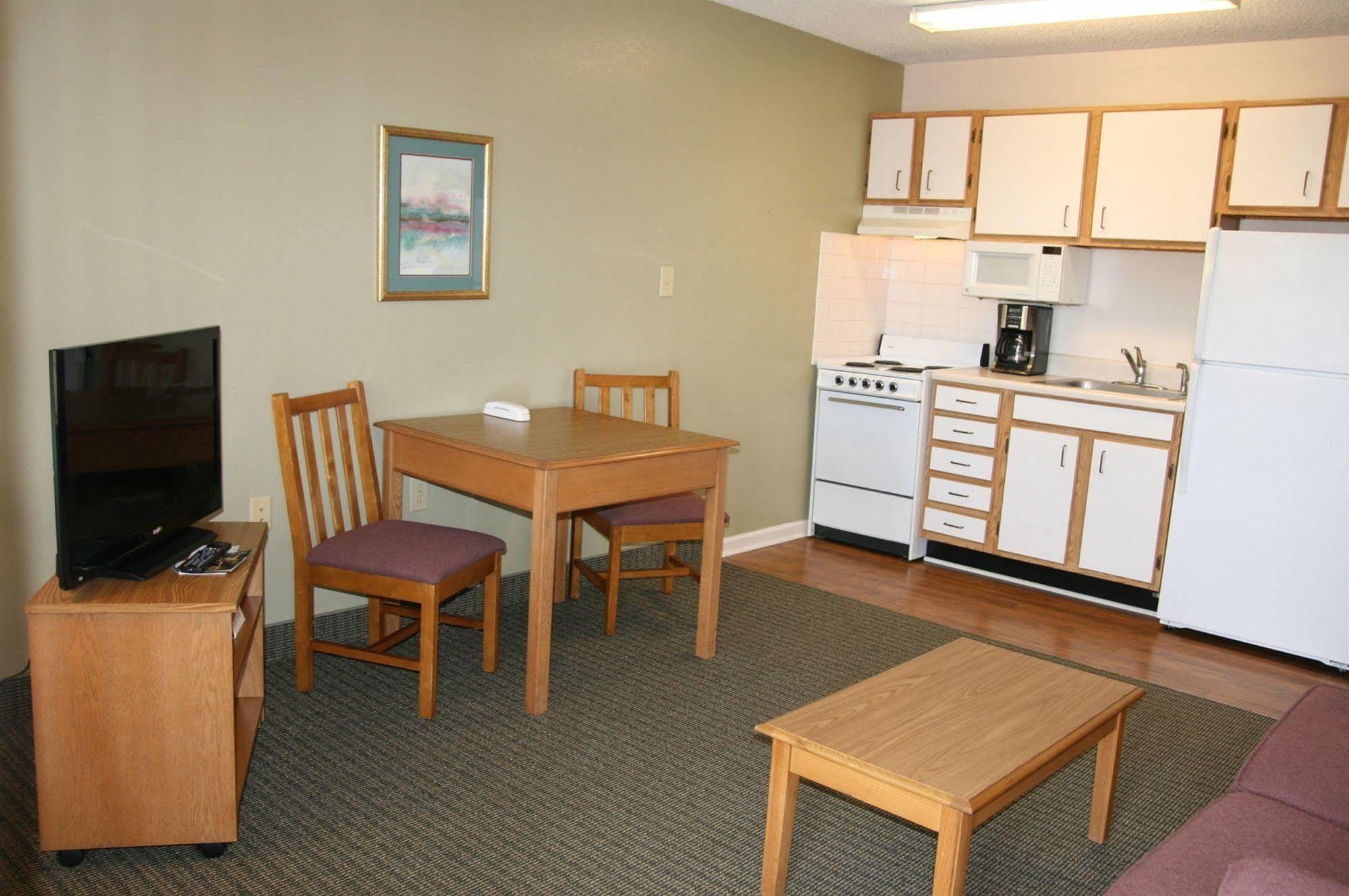 Affordable Suites Salisbury Exterior photo